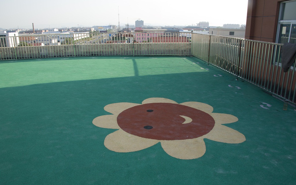 「幼儿园塑胶跑道」添加EPDM颗粒有什么好处？